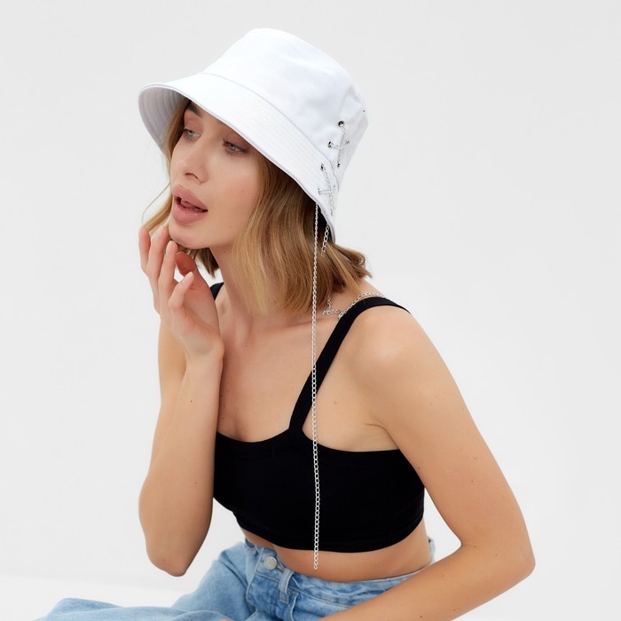 Панама женская MINAKU с цепочкой, цвет белый, р-р 56--58 Панама женская MINAKU с цепочкой, цвет белый, р-р 56--58