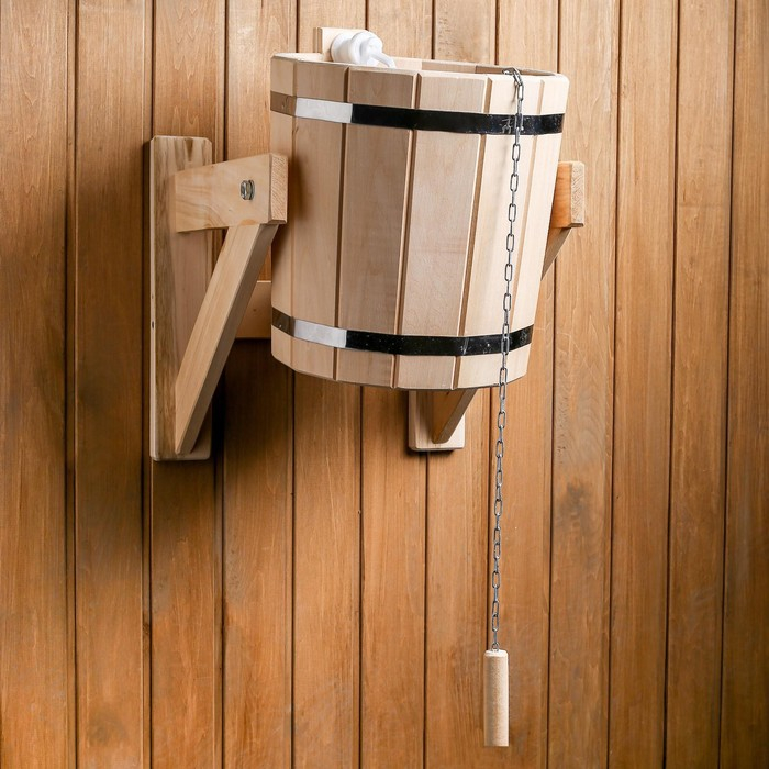 Обливное устройство из липы, 10л, пластиковая вставка Обливное устройство из липы, 10л, пластиковая вставка