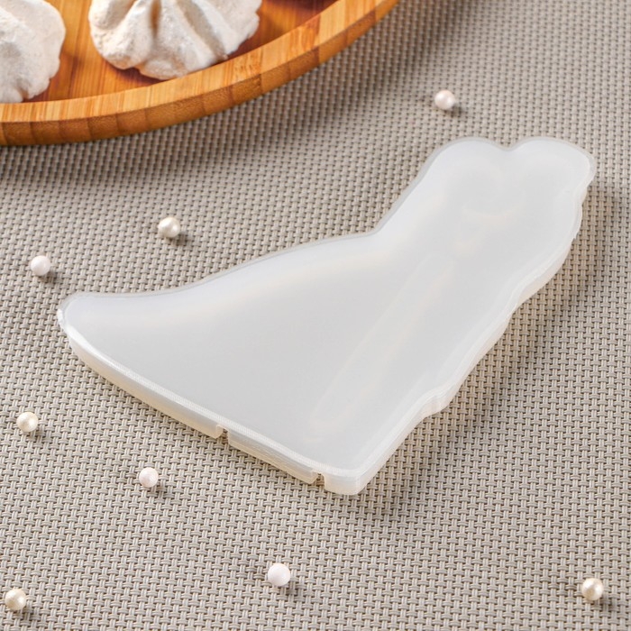 Силиконовый молд для леденцов и шоколада «Свадьба», 12,5×9 см, цвет прозрачный Силиконовый молд для леденцов и шоколада «Свадьба», 12,5×9 см, цвет прозрачный