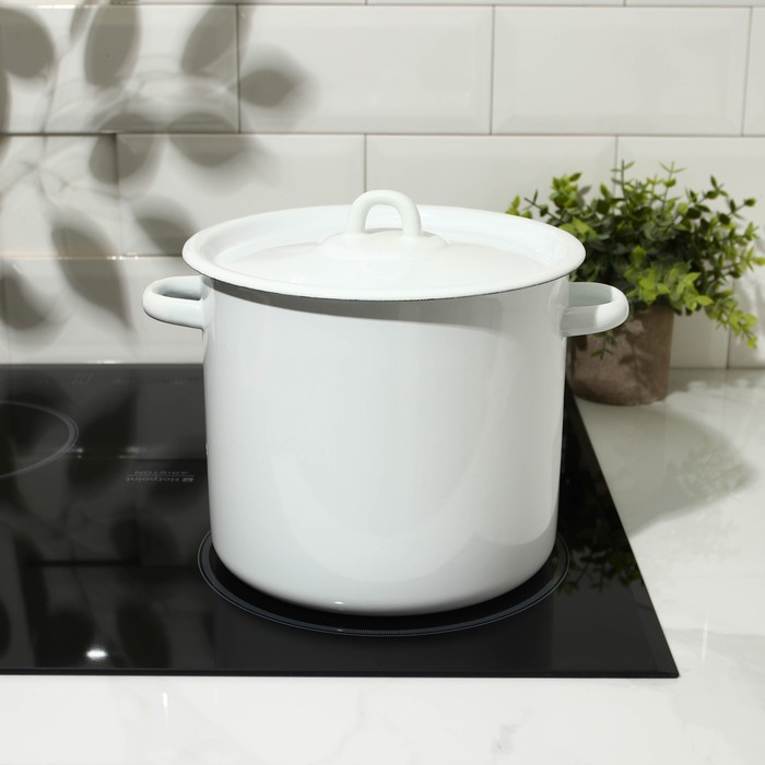 Кастрюля эмалированная без деколи, 5,5 л, цвет белый Кастрюля эмалированная без деколи, 5,5 л, цвет белый