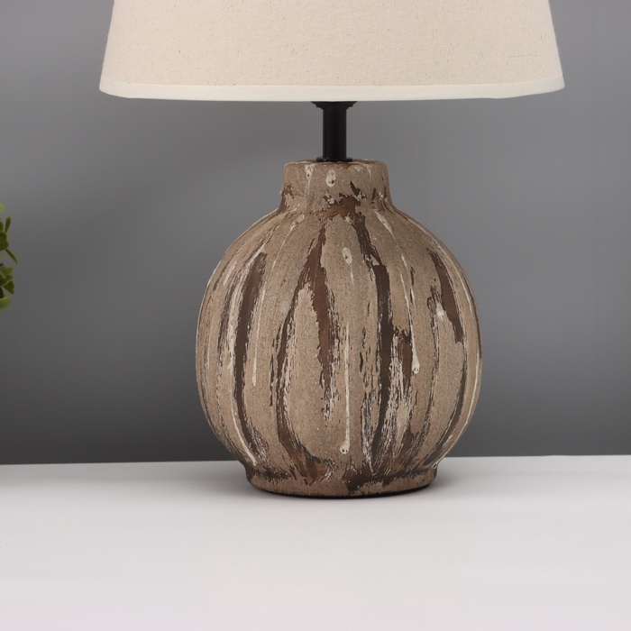 Лампа настольная Лампа настольная "Луиза" 1х40Вт Е27 кофе со сливками 25х25х38,,5см