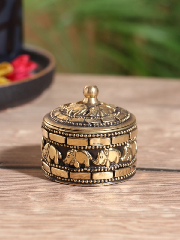 Шкатулка Шкатулка "Слоны" латунь 4,5х4,5х5 см, цв. чёрный