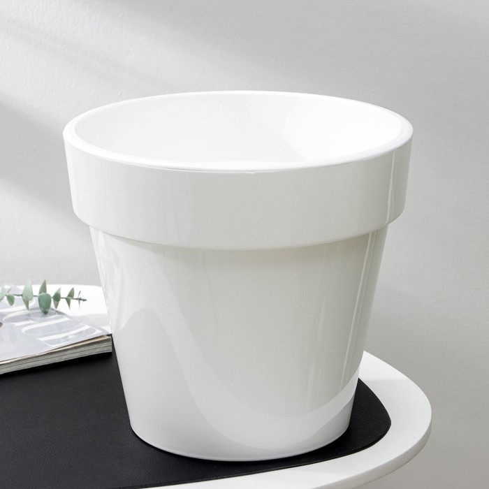 Кашпо для цветов со вставкой «Порто», 9 л, цвет белый Кашпо для цветов со вставкой «Порто», 9 л, цвет белый