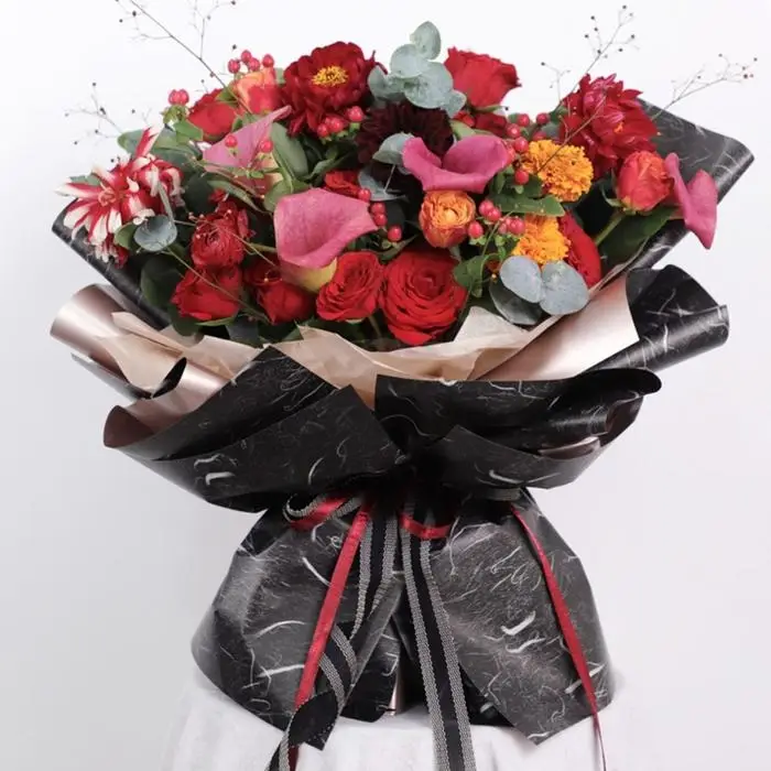 Плёнка матовая «Звёздная ночь» красный, 57×57 см ±5% см Плёнка матовая «Звёздная ночь» красный, 57×57 см ±5% см