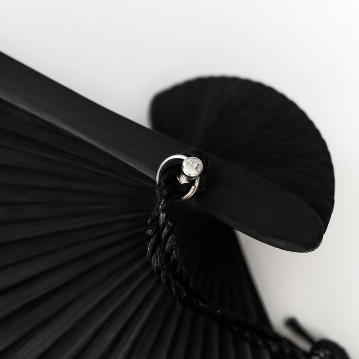 Веер бамбук, текстиль h=21 см  Веер бамбук, текстиль h=21 см "Бабочки в траве" чёрно-белый, с кисточкой