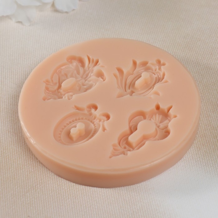 Молд силикон Молд силикон "Замочные скважины" №2 3,7х3,2х0,3 3,2х2,5х0,3 4,7х2,4х0,3 4,1х2,8х0,3 см