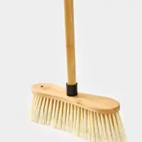 Щетка для пола "Meli", бамбук, 30х130 см, ворс 7 см, цвет черный Щетка для пола "Meli", бамбук, 30х130 см, ворс 7 см, цвет черный