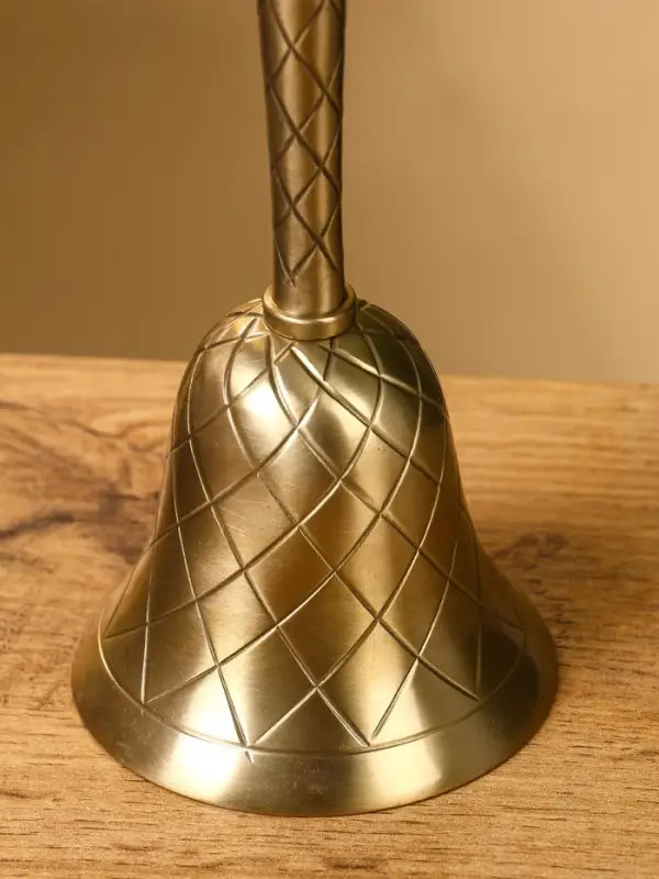 Колокольчик «Еловая шишика», латунь, 14 см Колокольчик «Еловая шишика», латунь, 14 см