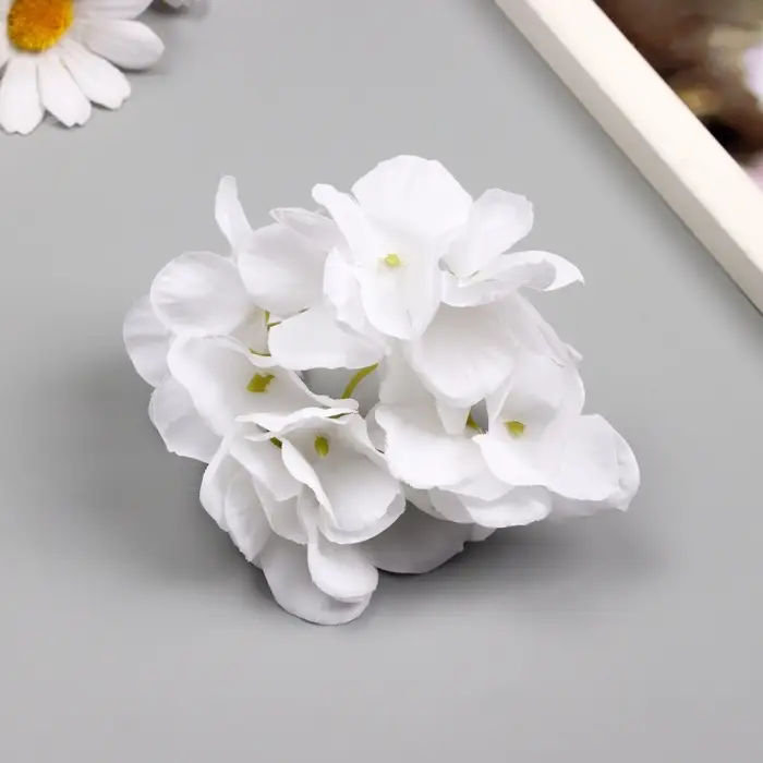 Бутон на ножке для декорирования &laquo;Фиалка белая&raquo;, d=5 см, h=10 см