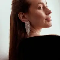 Серьги висячие со стразами &laquo;Вечное сияние&raquo;, сердечки, белые в серебре