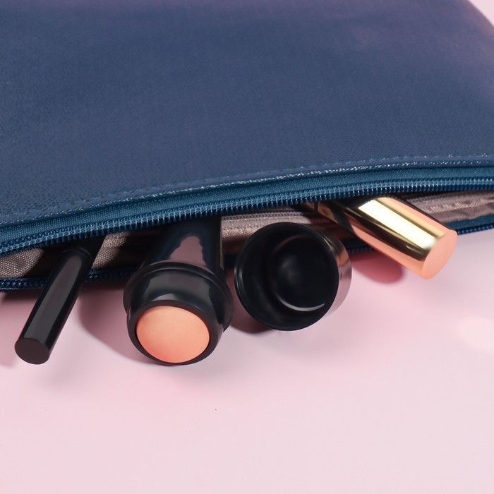 Матирующий ролик для лица, 7,5 × 2,5 см, цвет чёрный/бежевый Матирующий ролик для лица, 7,5 × 2,5 см, цвет чёрный/бежевый