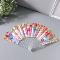 Веер складной пластик &laquo;Чайные розы&raquo;, блеск, 23 см