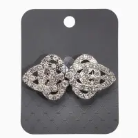 Зажим для кардигана "Ажур", шип, цвет белый в серебре Зажим для кардигана "Ажур", шип, цвет белый в серебре