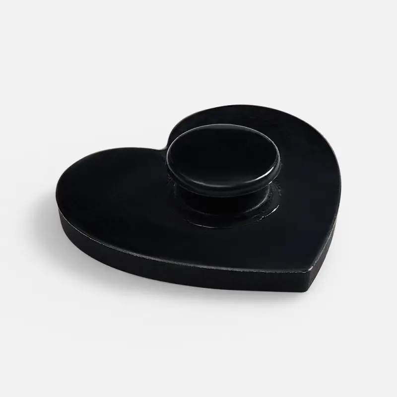 Джибитс из ПВХ &laquo;Сердце&raquo;, черный