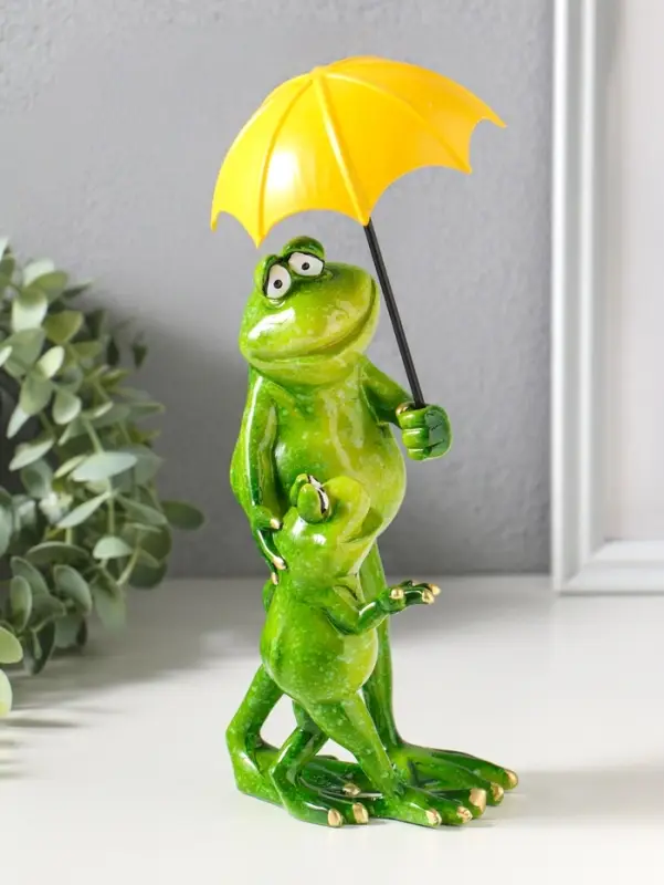 Фигурка полистоун лак &laquo;Лягуха с сыном под зонтом&raquo;, 22.5&times;9&times;11 см