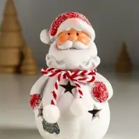 Сувенир керамика свет "Дед Мороз в шубке с помпонами" 7,5х6,5х12,5 см