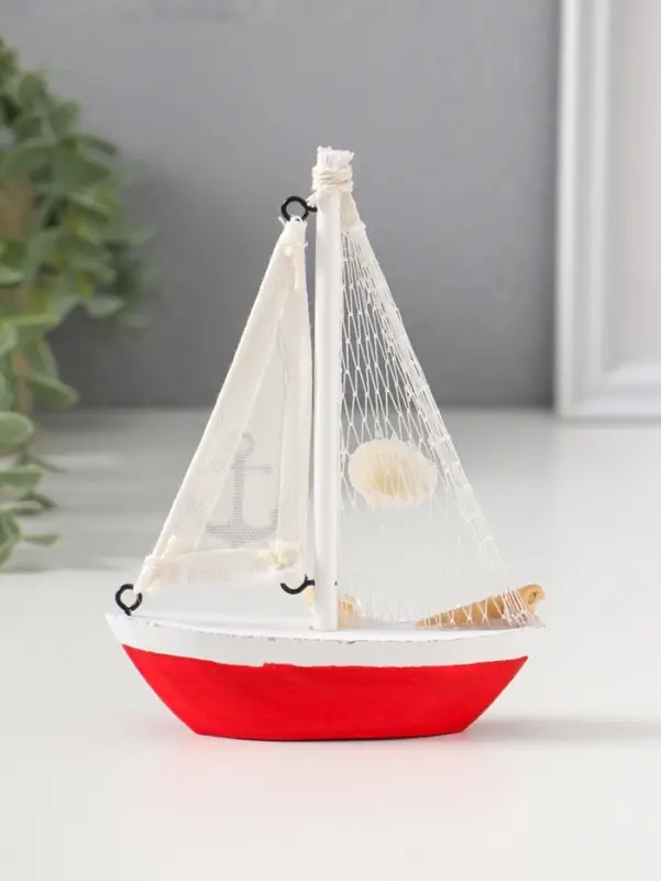 Сувенир дерево "Парусная лодка с якорем на парусе" бело-красный 11х2,5х14 см