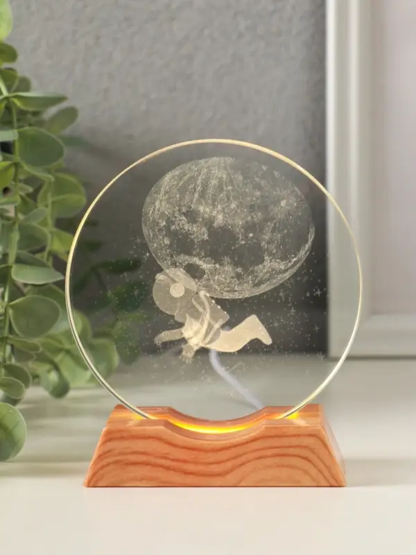 Сувенир стекло свет Сувенир стекло свет "Диск. Открытый космос" 5хLED d=10 см, USB 10х4х11,4 см