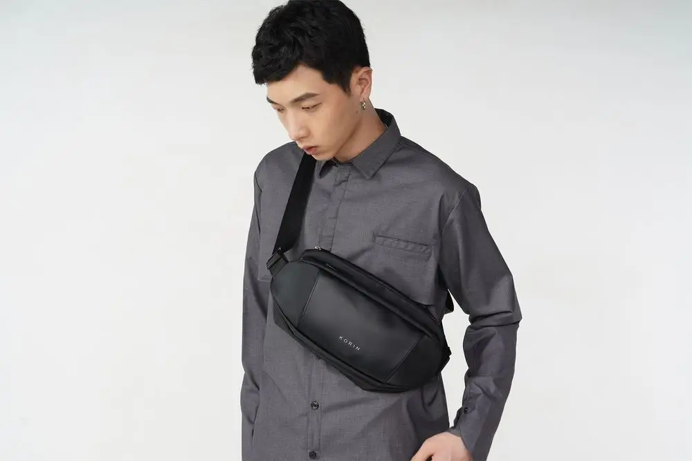 Сумка кросс-боди FlipSling, черная