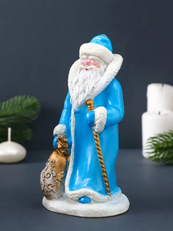 Свеча фигурная "Дед Мороз" 8,5х7х15,5 см, цв. голубой