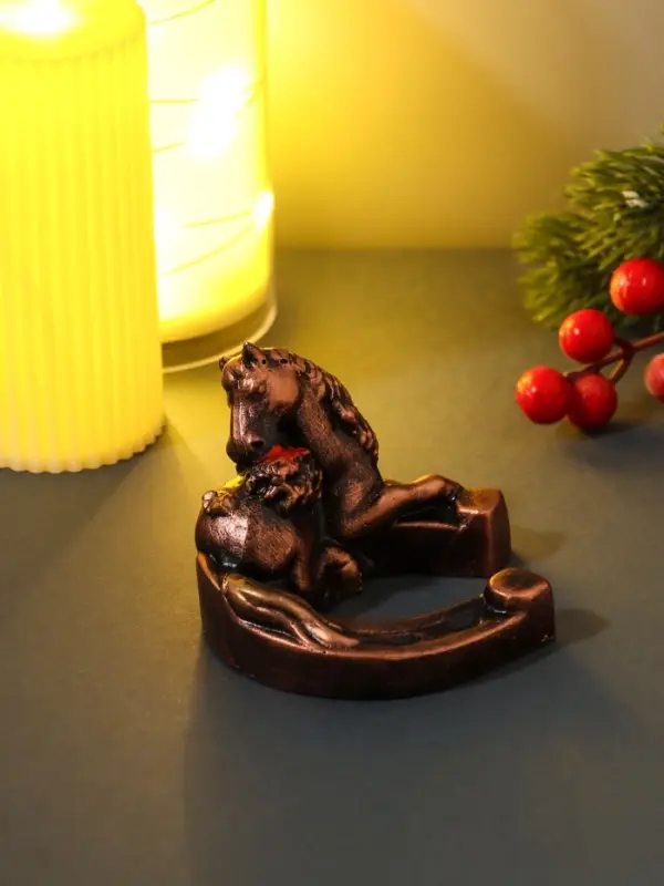 Фигура Фигура "Жеребенок на подкове" 8х8х6,5 см, бронза