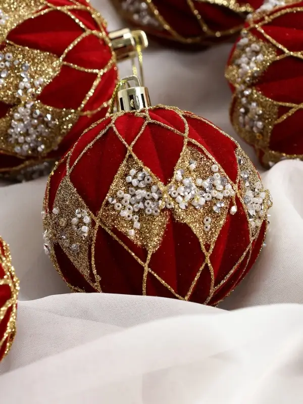 Набор шаров пластик d-8 см, 6 шт Набор шаров пластик d-8 см, 6 шт "Бархат. Фестиваль" ромбы блеск, красный