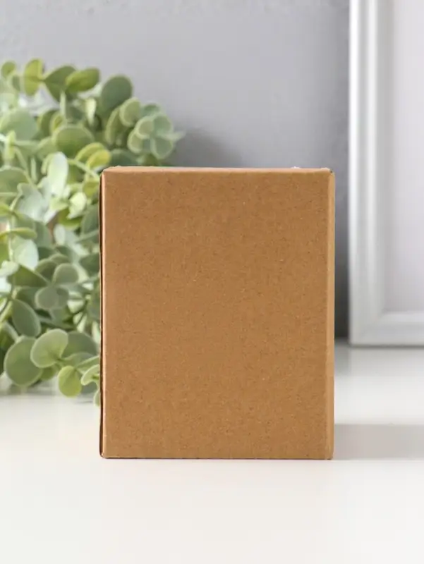 Шкатулка керамика с золотой линией "Королевская пешка" 7х7х8,5 см