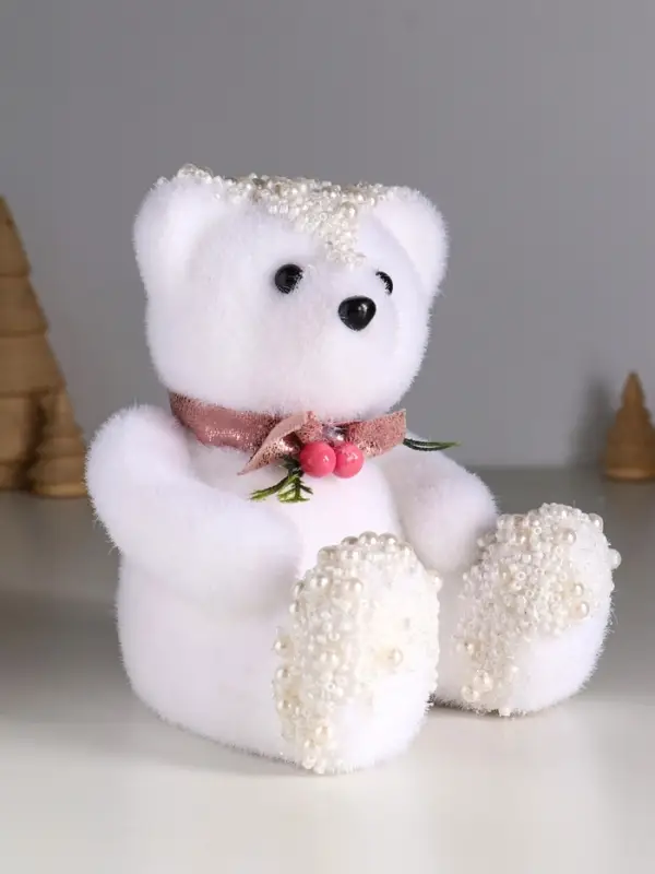 Декор "Белый медвежонок с еловым бантом, в бусинках" 16х12х14 см