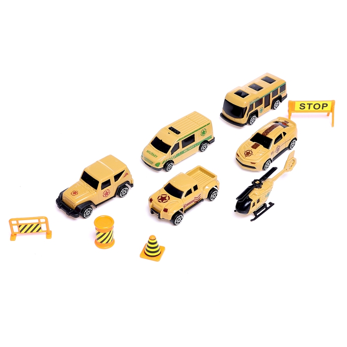 Грузовик &laquo;Перевозчик&raquo;, в комплекте 6 машин и дорожные знаки