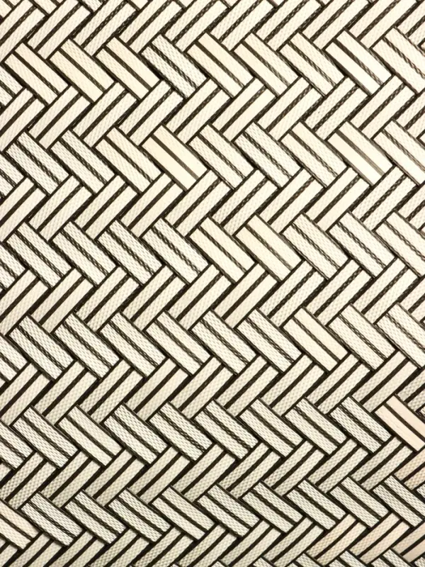 Сумка плетёная пластиковая 30х15х35 см, цв. чёрный-белый