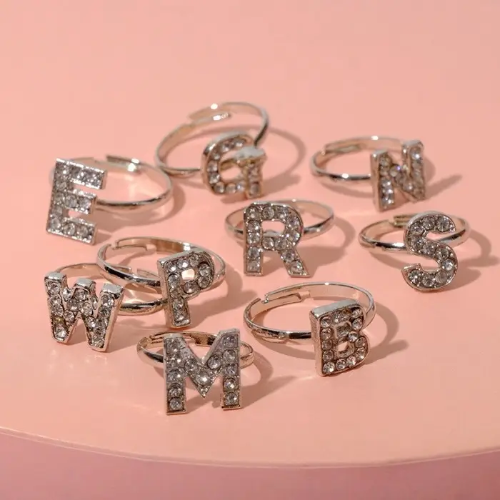 Кольцо «Выбражулька» английский алфавит, безразмерное, белое в серебре Кольцо «Выбражулька» английский алфавит, безразмерное, белое в серебре