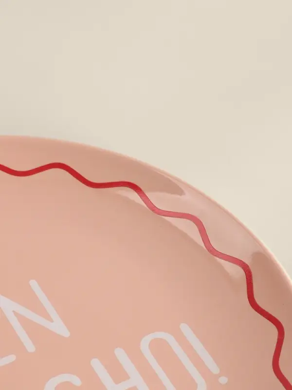 Тарелка для пиццы SL Home &laquo;Уроки испанского: Buen provecho&raquo;, d=30 см, фарфор, розовая