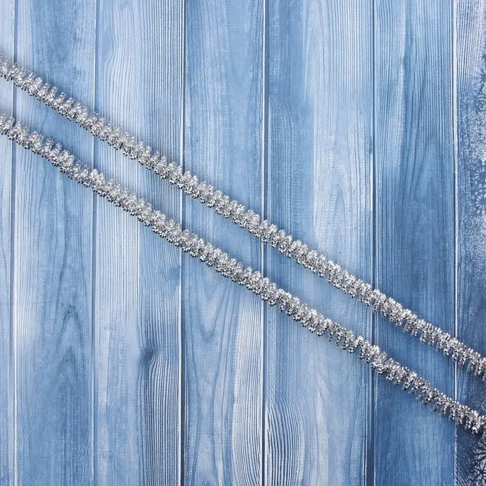 Мишура новогодняя «Жанр» одинарная, d-1 см, L-200 см, серебро