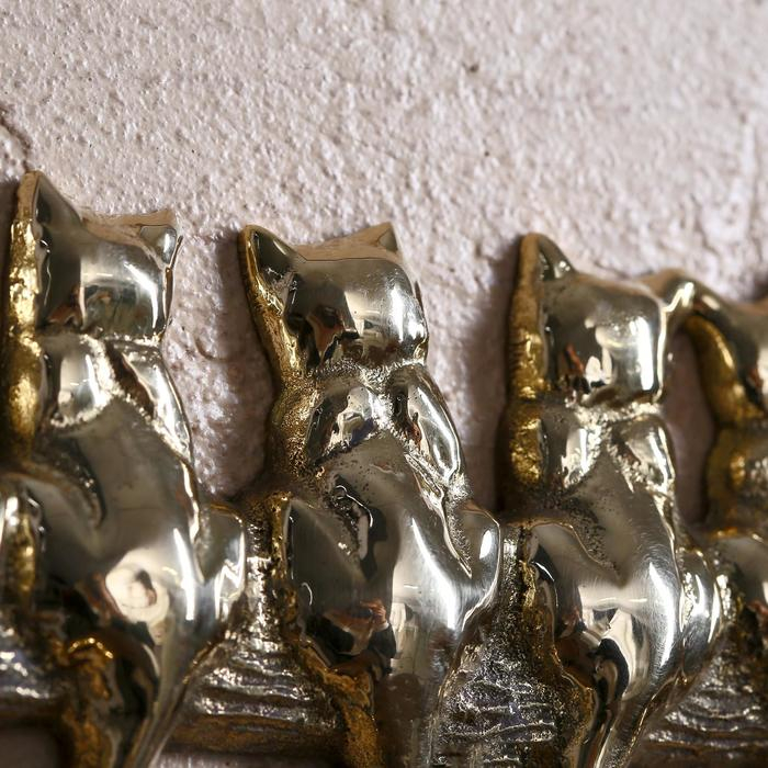 Крючок Крючок "7 котов" латунь 17х8х1,5 см