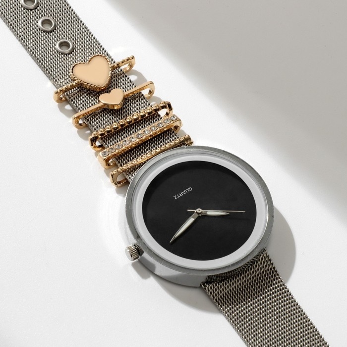 Шармы на ремешок для часов «Сердечки», набор 5 шт., цвет бело-коричневый в золоте Шармы на ремешок для часов «Сердечки», набор 5 шт., цвет бело-коричневый в золоте