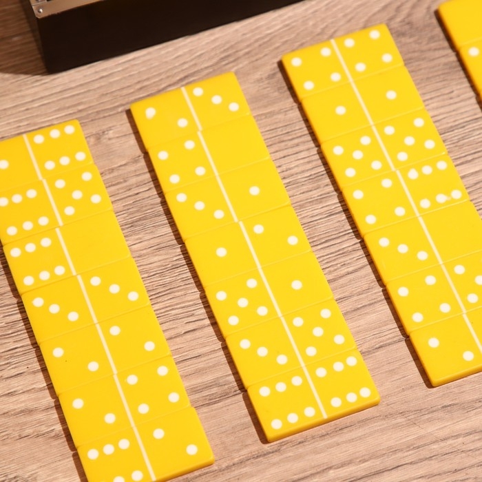 Игра настольная  Игра настольная "Домино" в коробочке 20х4,5х5,5 см, манговое дерево