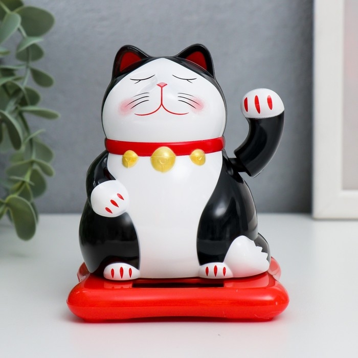 Маятник пластик от солнечной батареи Маятник пластик от солнечной батареи "Кот манэки-нэко" чёрный 9,5х10х9,5 см