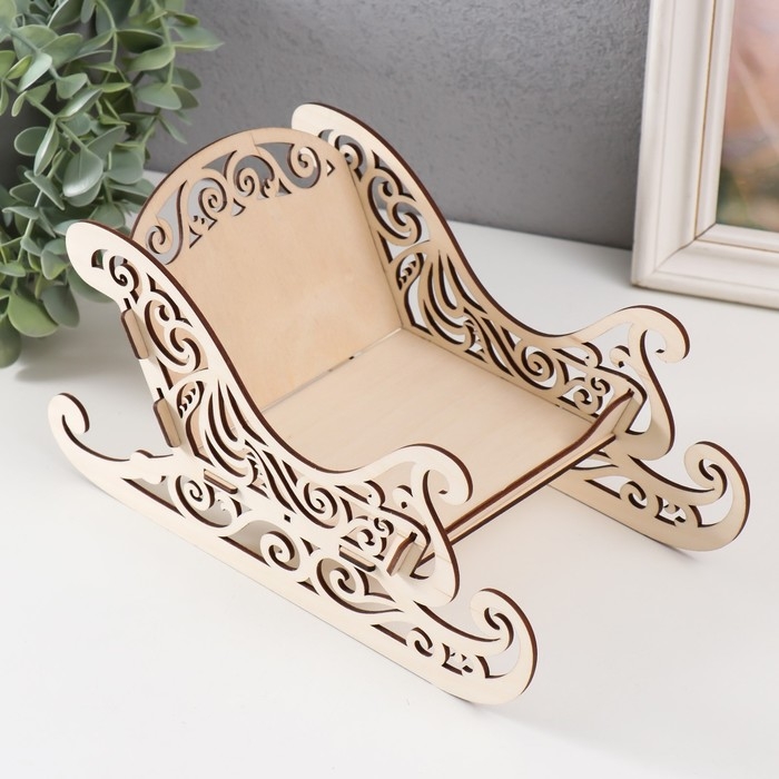 Шкатулка дерево для конфет  Шкатулка дерево для конфет "Новогодние Сани" 25х12х12,5 см (набор 5 деталей)