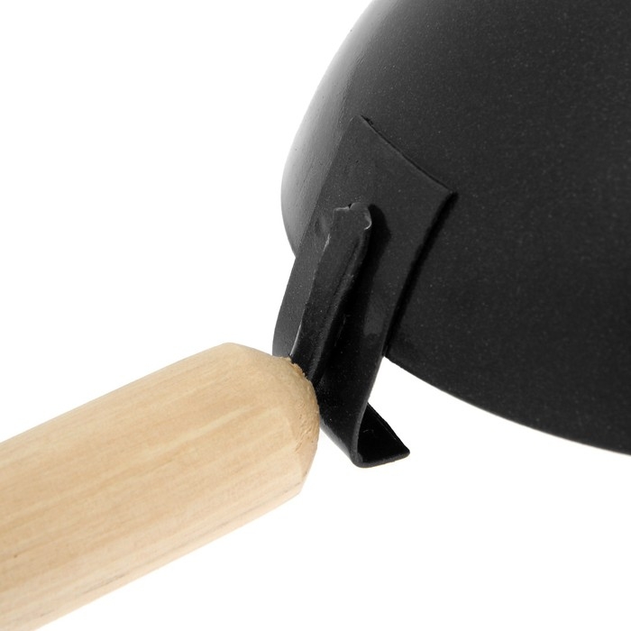 Ковш ТУНДРА, круглое дно, деревянная рукоятка, 390 мм Ковш ТУНДРА, круглое дно, деревянная рукоятка, 390 мм