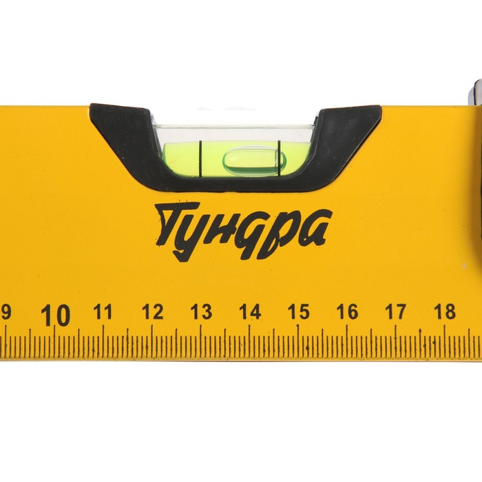 Уровень алюминиевый магнитный ТУНДРА, эргономичная ручка, 3 глазка, 400 мм Уровень алюминиевый магнитный ТУНДРА, эргономичная ручка, 3 глазка, 400 мм