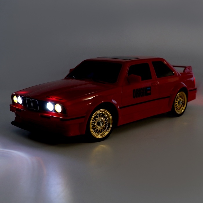 Машинка на пульте управления &laquo;Легенда Дрифта&raquo;, радиоуправление, полный привод, 40 км/ч, 2 комплекта колёс, 1:16, цвет красный