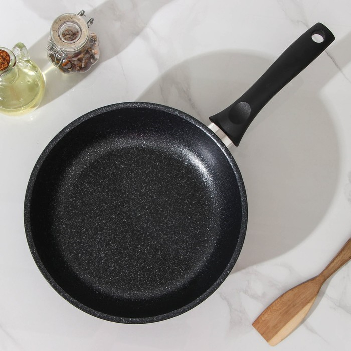 Сковорода, d=24 см, пластиковая ручка, стеклянная крышка, антипригарное покрытие, цвет тёмный мрамор Сковорода, d=24 см, пластиковая ручка, стеклянная крышка, антипригарное покрытие, цвет тёмный мрамор