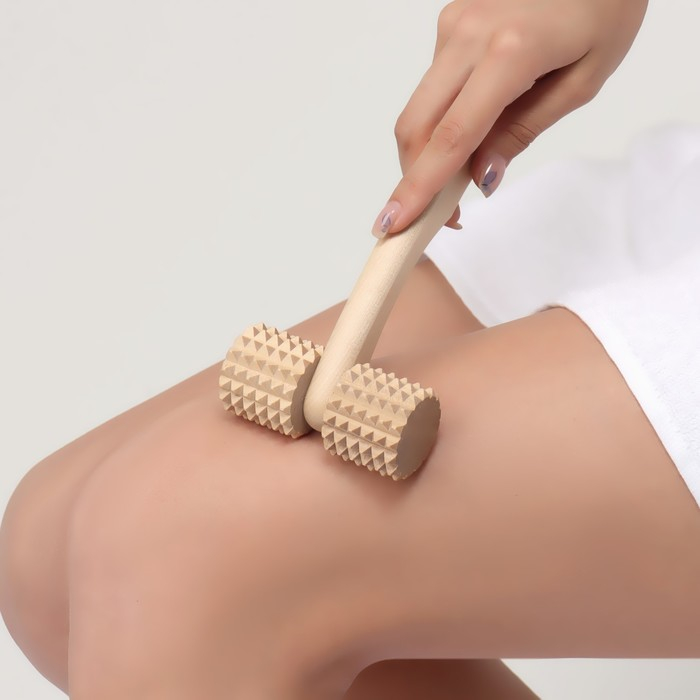 Массажёр «Каток», 20 × 9 × 4 см, деревянный, зубчатый Массажёр «Каток», 20 × 9 × 4 см, деревянный, зубчатый