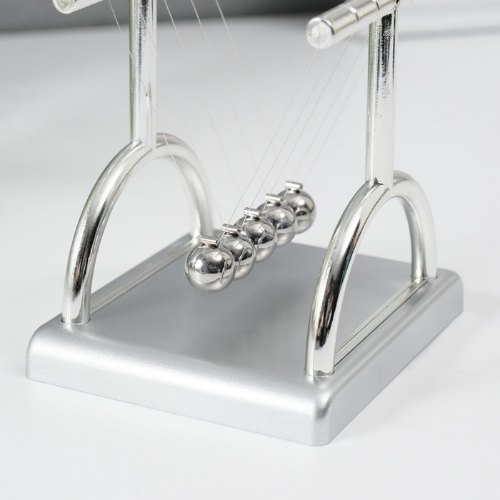 Маятник Маятник "Шары Ньютона" серебро 9х9х8 см