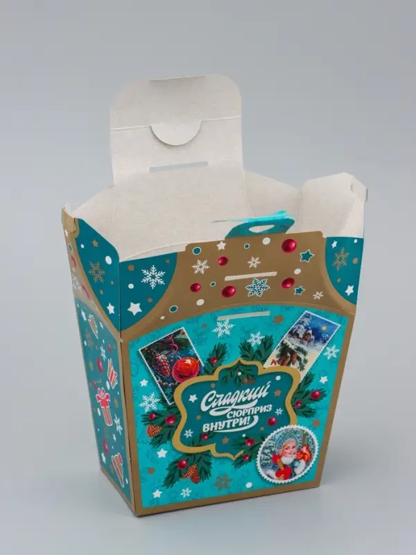 Коробка Новогодняя подарочная Коробка Новогодняя подарочная "Волшебство" 17 х 19 х 9,5 см