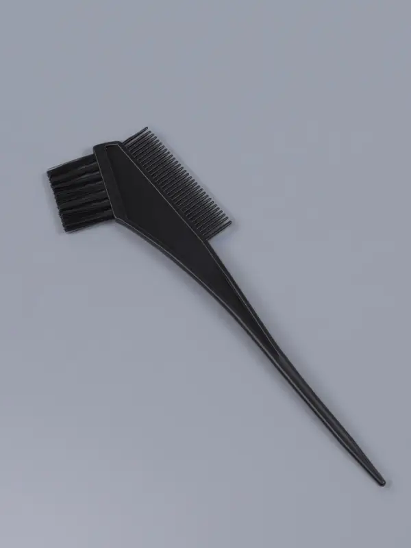 Расчёска - кисть для окрашивания, 20.5(±1) × 7 см, чёрная