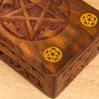 Шкатулка резная "Пента" 18х13х6 см, дерево шишам