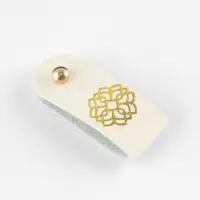 Бирка с кнопкой &laquo;Мандала&raquo; TEIRA, с тиснением, 8&times;1.5 см, 10 шт., цвет золотой, молочный