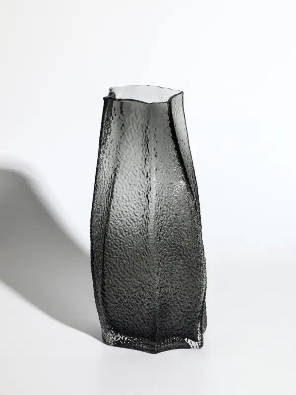 Ваза стекло настольная  Ваза стекло настольная "Дженис" 30х15х9,5 см, серый