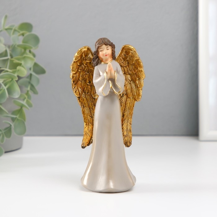 Сувенир полистоун Сувенир полистоун "Ангельская девушка с золотыми крыльями" МИКС 4,5х8х15,5 см